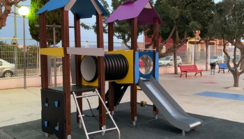 PARQUES DE JUEGOS INFANTILES DE MADERA