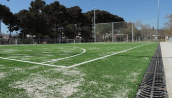 CAMPO FÚTBOL CÉSPED ARTIFICIAL EN BARCELONA